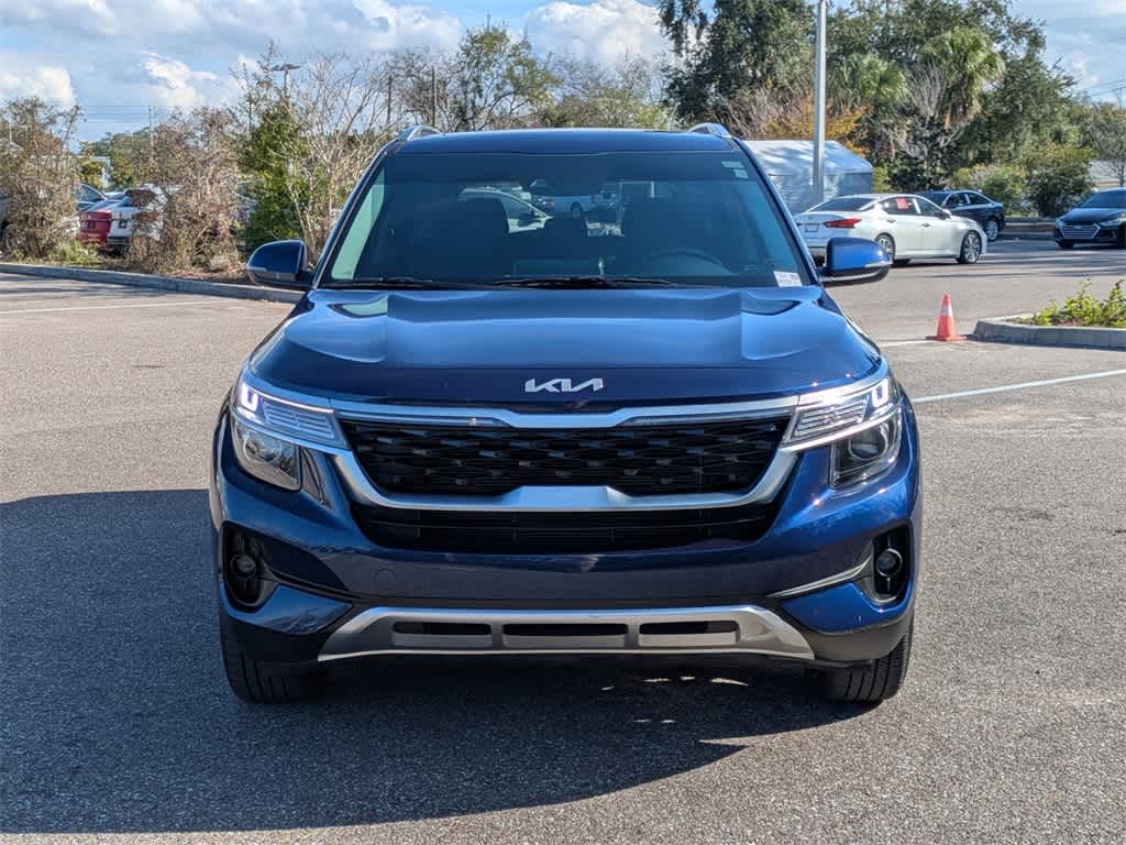 Thumbnail: 2023 Kia Seltos - 8