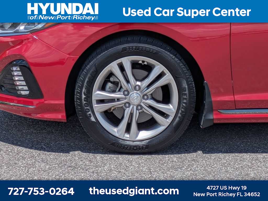 Thumbnail: 2019 Hyundai Sonata - 10