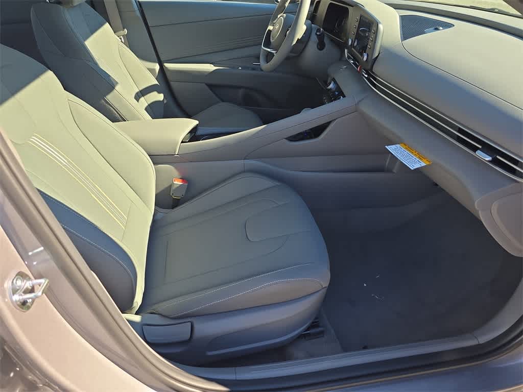 Thumbnail: 2026 Hyundai Elantra - 21