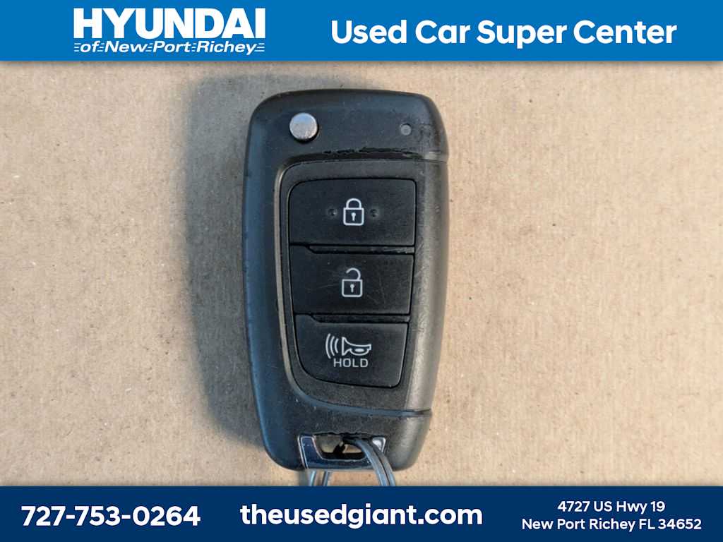 Thumbnail: 2023 Hyundai Venue - 29