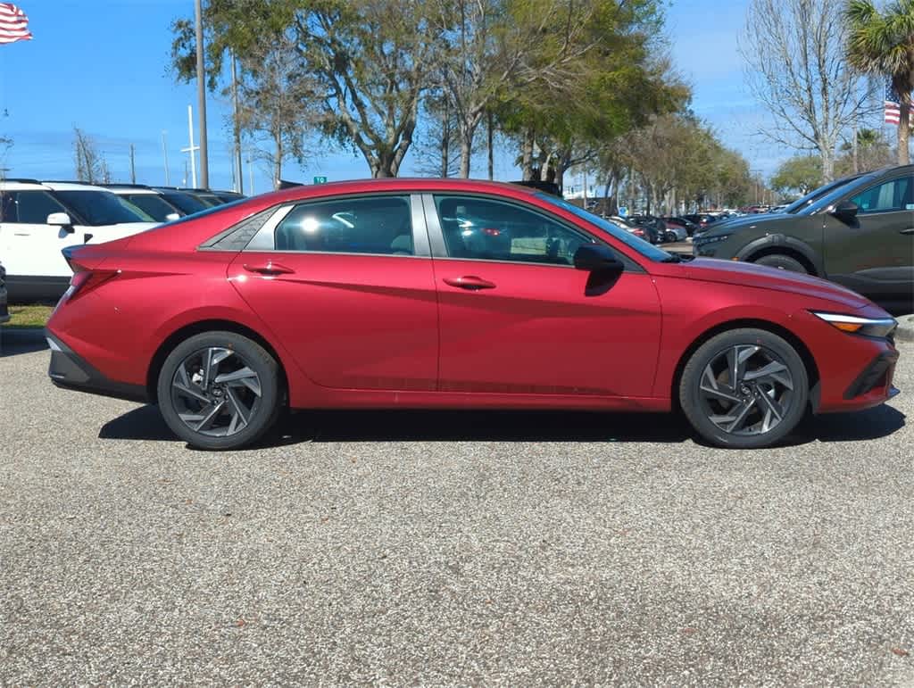 2025 Hyundai Elantra Sport 6
