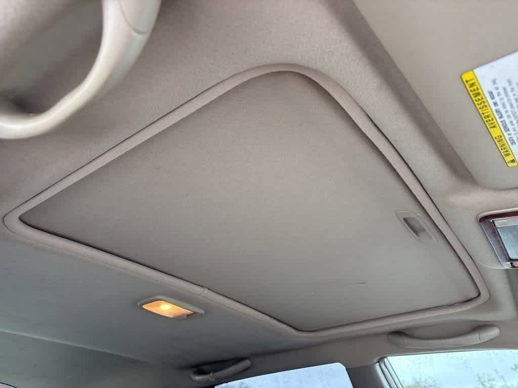 Thumbnail: 2004 Toyota RAV4 - 8