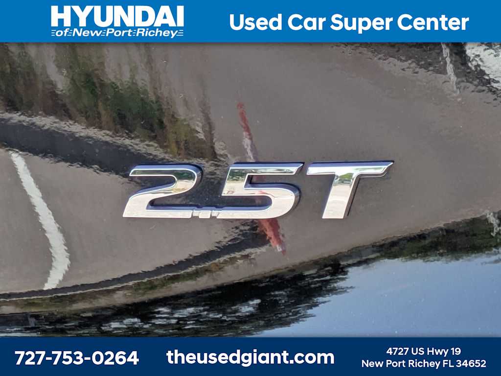 Thumbnail: 2023 Hyundai Santa Fe - 14