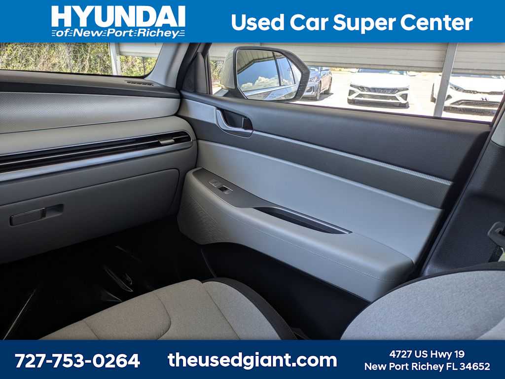 Thumbnail: 2025 Hyundai Palisade - 21