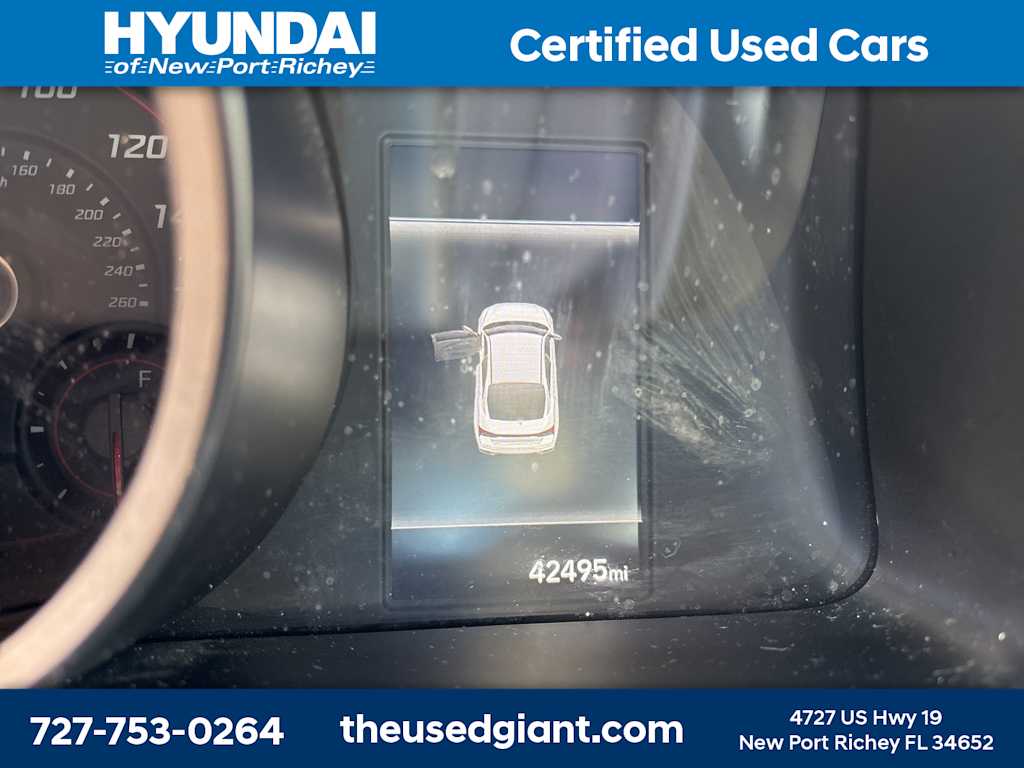 Thumbnail: 2023 Hyundai Elantra - 11