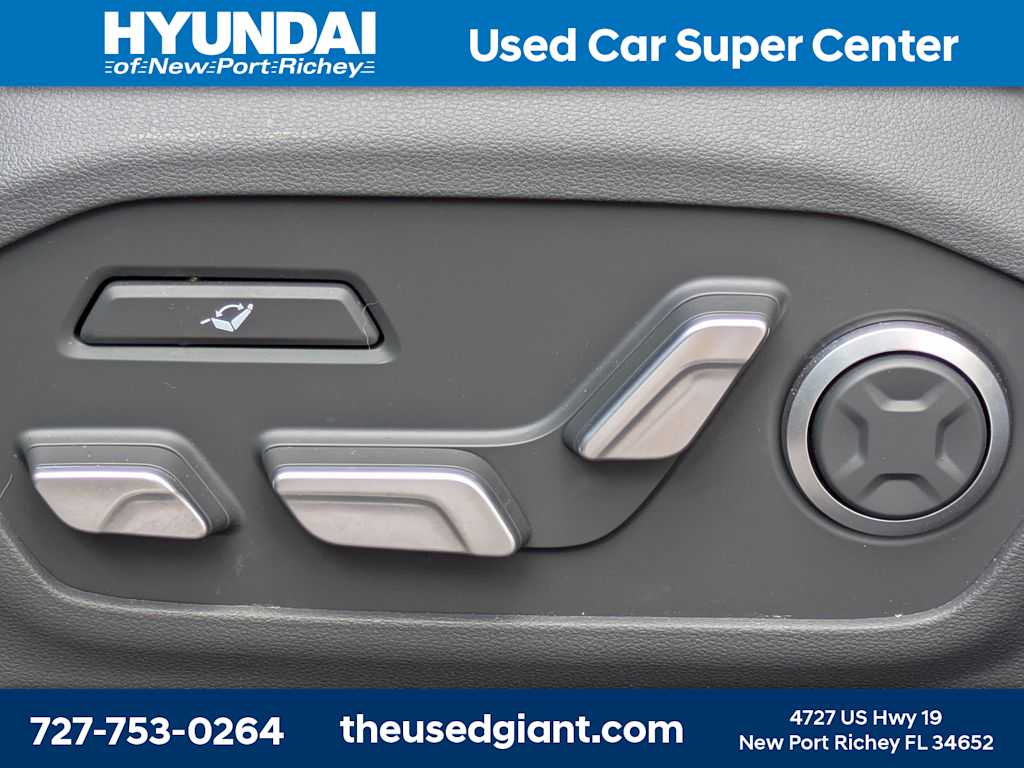 Thumbnail: 2025 Hyundai Santa Fe - 30