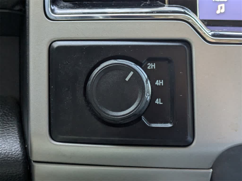 Thumbnail: 2022 Ford F-450 - 32