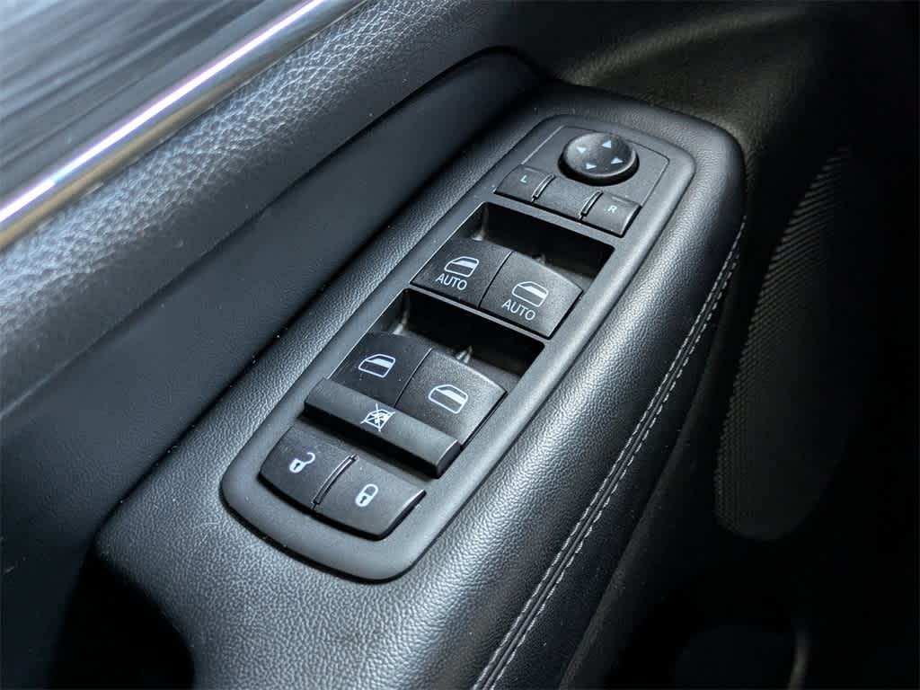 Thumbnail: 2020 Jeep Grand Cherokee - 31