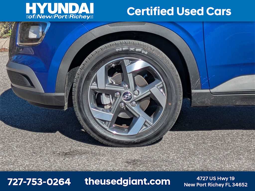 Thumbnail: 2024 Hyundai Venue - 10