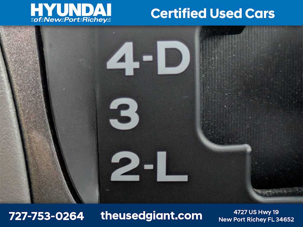 Thumbnail: 2006 Toyota Sienna - 28