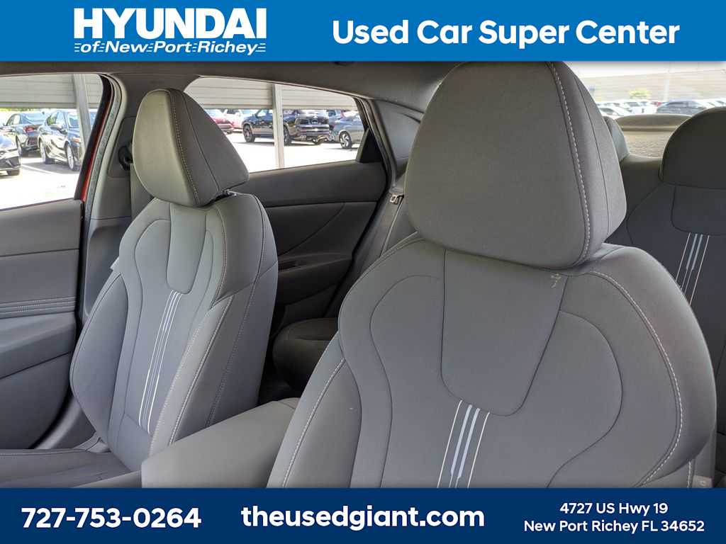 Thumbnail: 2023 Hyundai Elantra - 7