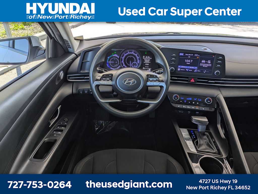 Thumbnail: 2023 Hyundai Elantra - 16