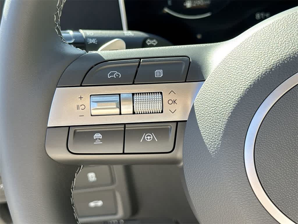 Thumbnail: 2025 Hyundai Sonata - 25