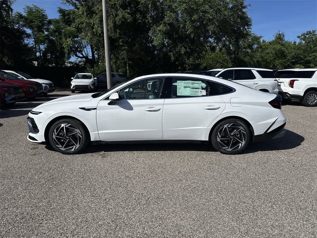 Thumbnail: 2025 Hyundai Sonata - 3