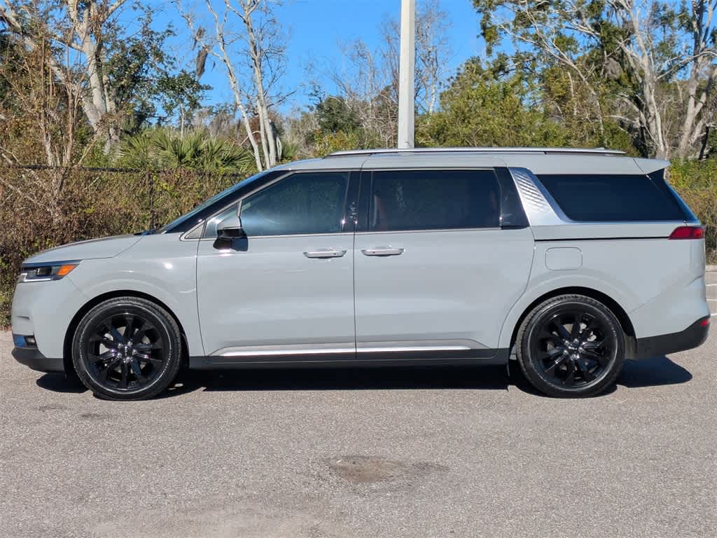 Thumbnail: 2023 Kia Carnival - 2