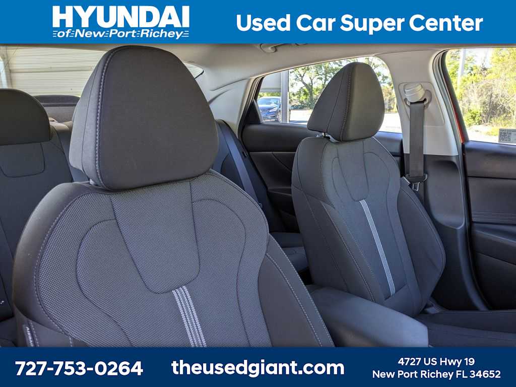 Thumbnail: 2025 Hyundai Elantra - 6