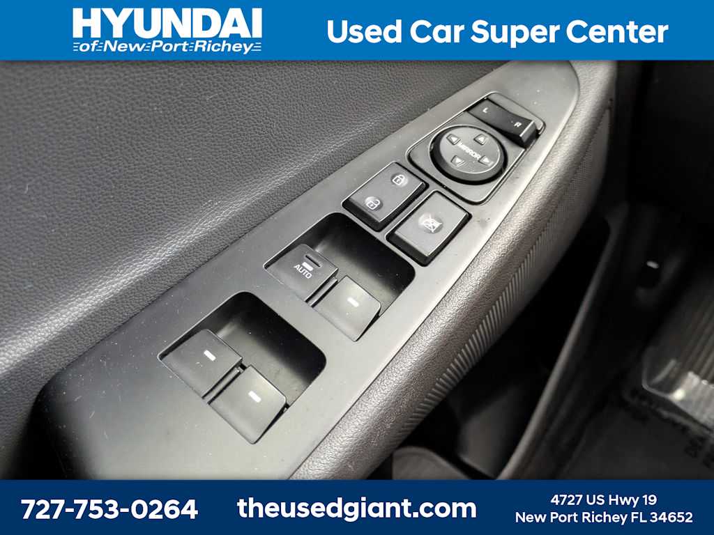 Thumbnail: 2020 Hyundai Tucson - 26