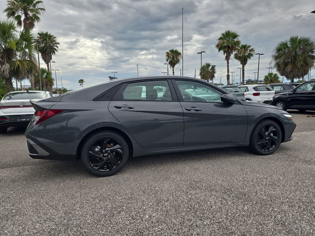 Thumbnail: 2026 Hyundai Elantra - 8