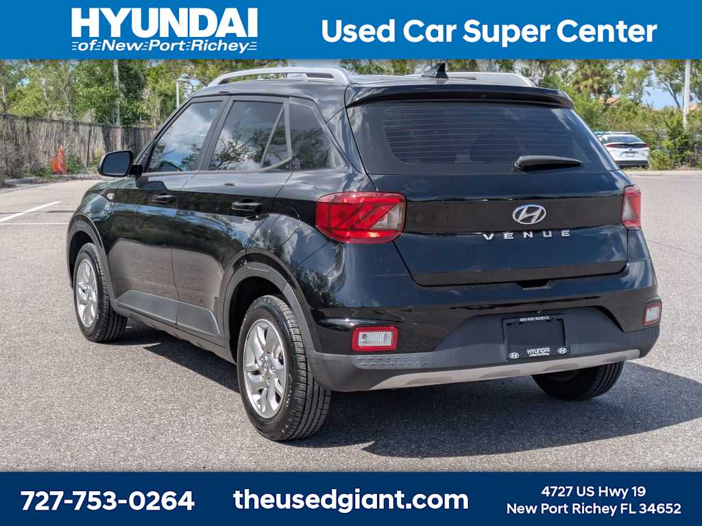 Thumbnail: 2020 Hyundai Venue - 3