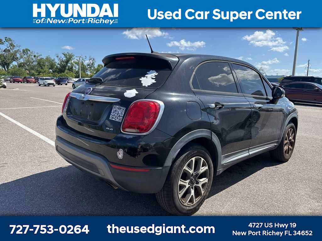 Thumbnail: 2016 Fiat 500X - 3