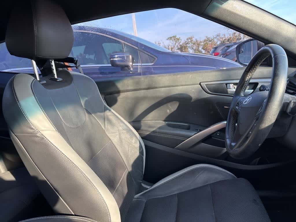 Thumbnail: 2016 Hyundai Veloster - 8