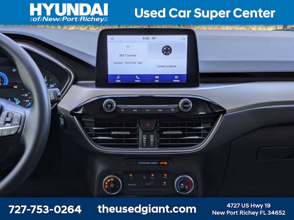 Thumbnail: 2021 Ford Escape - 21