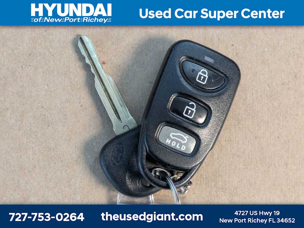 Thumbnail: 2017 Hyundai Elantra - 28