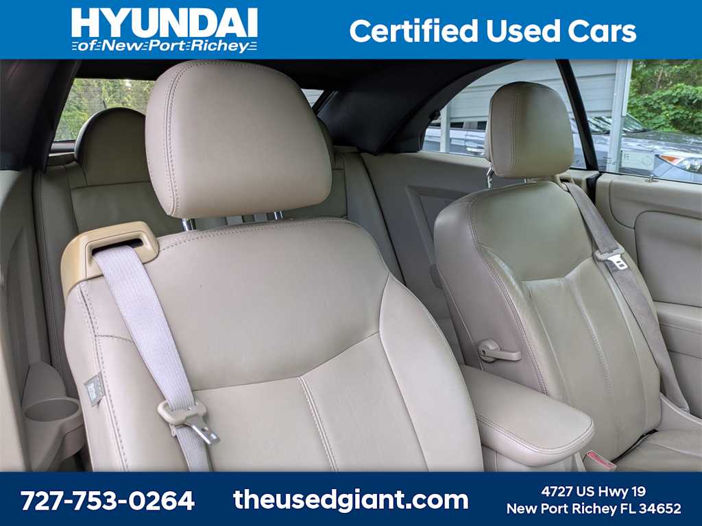Thumbnail: 2011 Chrysler 200 - 6