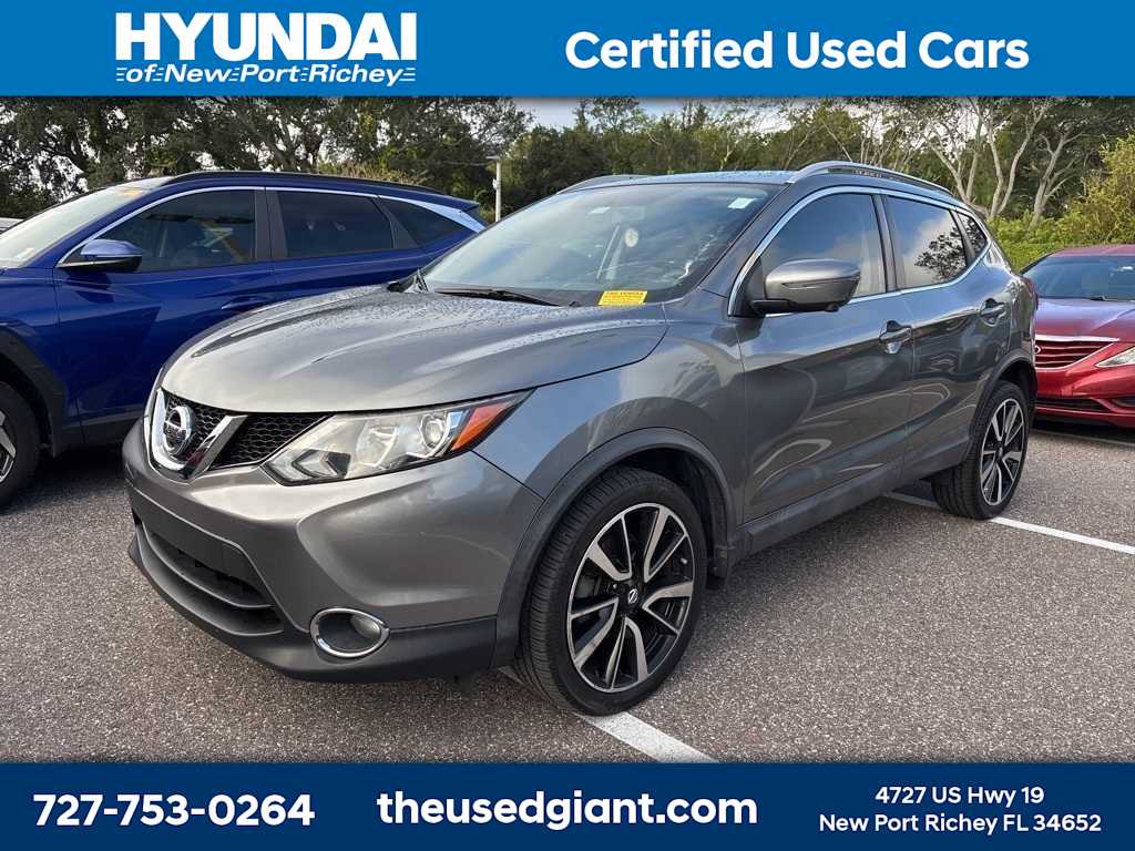 Thumbnail: 2018 Nissan Rogue Sport - 1