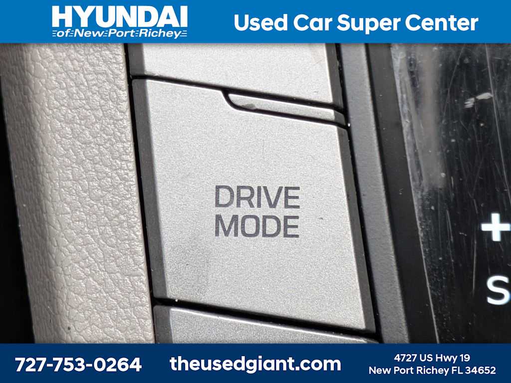 Thumbnail: 2019 Hyundai Elantra - 21