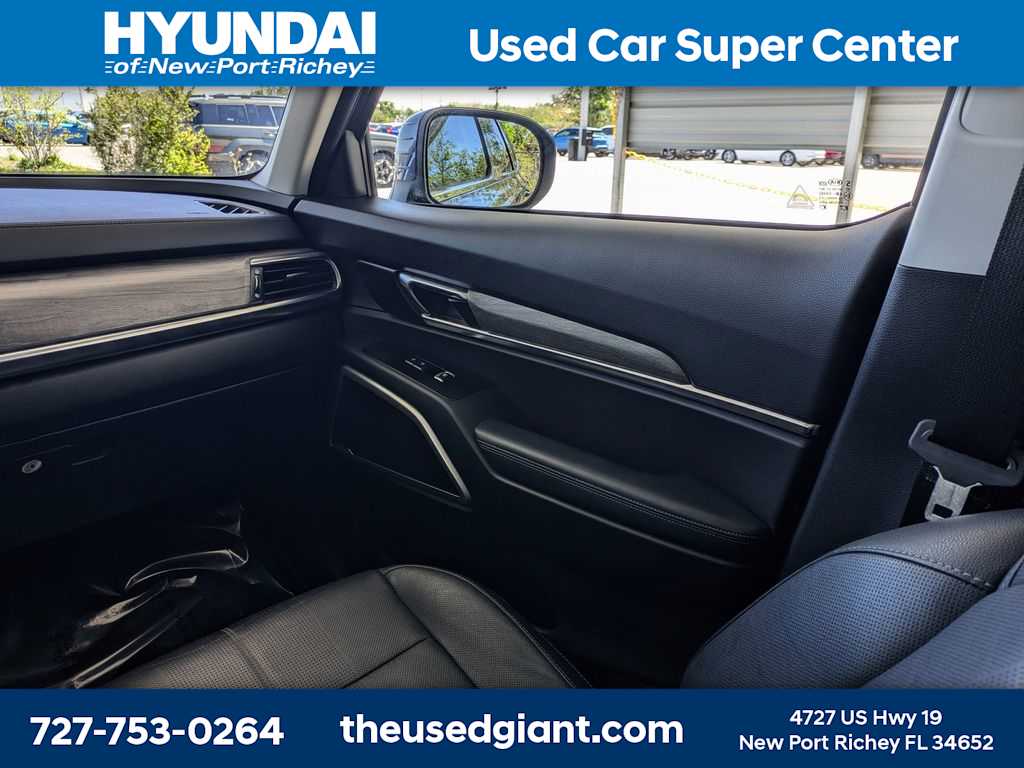 Thumbnail: 2021 Kia Telluride - 25