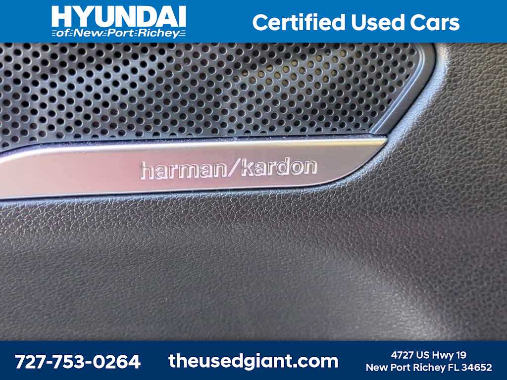 Thumbnail: 2022 Hyundai Santa Fe - 12