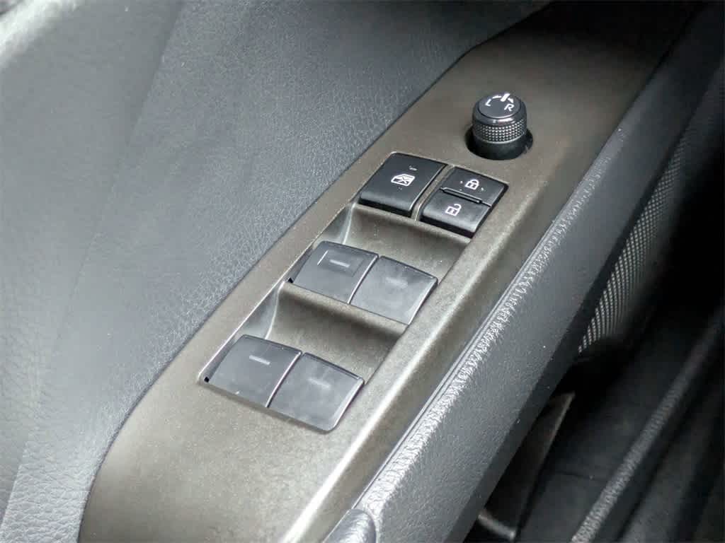 Thumbnail: 2023 Toyota Camry - 28