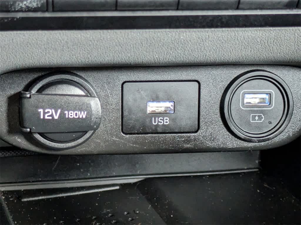 Thumbnail: 2023 Hyundai Elantra - 22