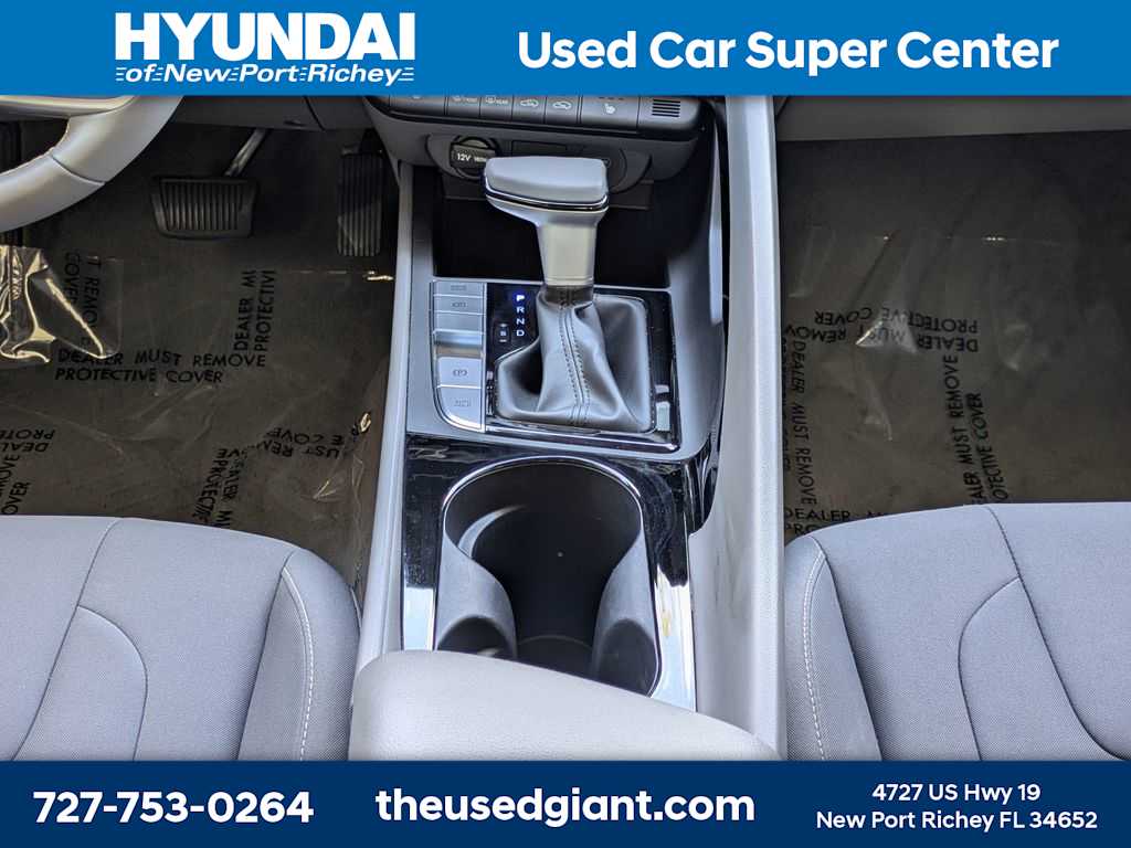 Thumbnail: 2025 Hyundai Elantra - 19