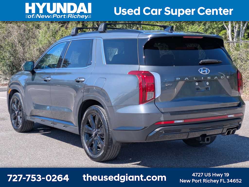 Thumbnail: 2023 Hyundai Palisade - 3
