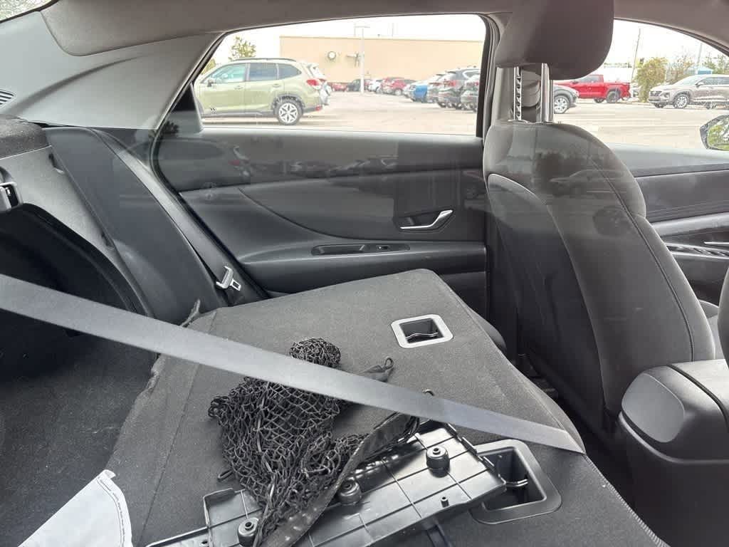 Thumbnail: 2021 Hyundai Elantra - 7