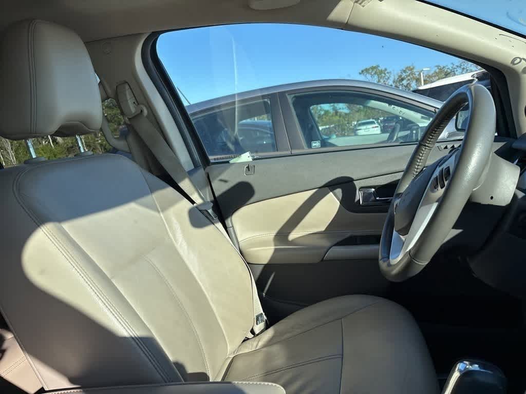 Thumbnail: 2012 Ford Edge - 8