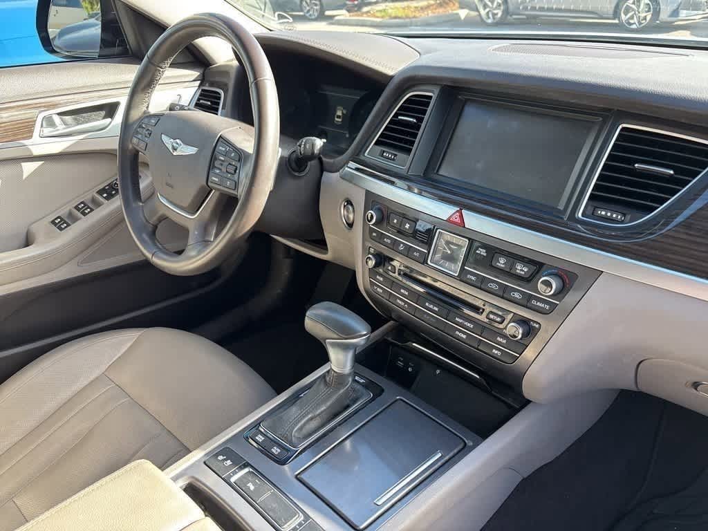 Thumbnail: 2018 Genesis G80 - 7