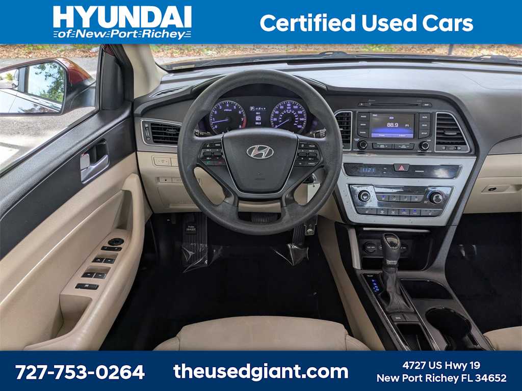 Thumbnail: 2015 Hyundai Sonata - 16