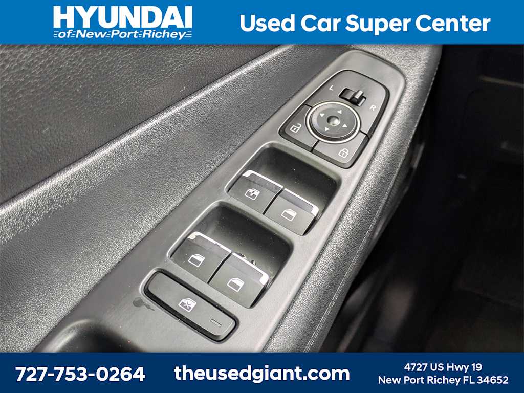 Thumbnail: 2021 Hyundai Santa Fe - 26