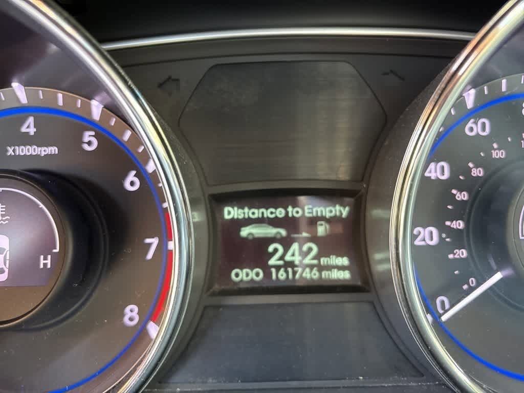 Thumbnail: 2011 Hyundai Sonata - 13