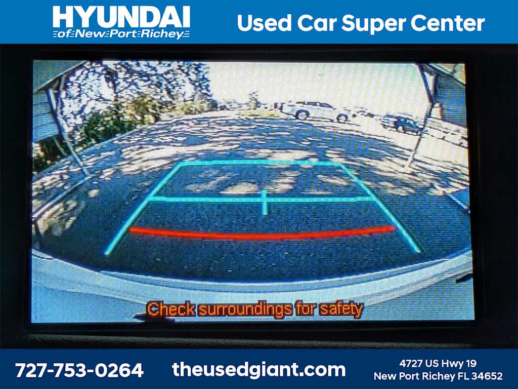 Thumbnail: 2018 Toyota C-HR - 21