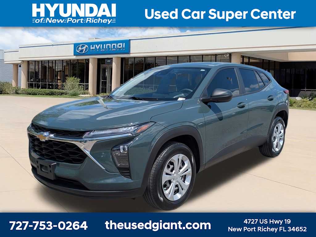 Thumbnail: 2025 Chevrolet Trax - 1