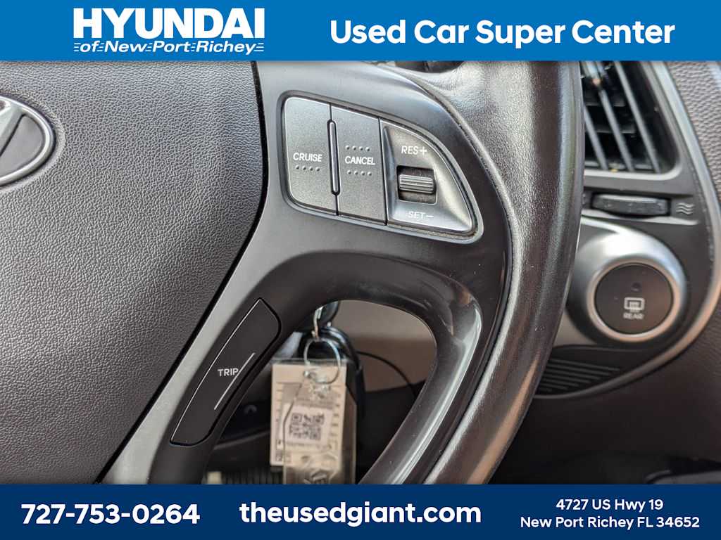Thumbnail: 2015 Hyundai Tucson - 32