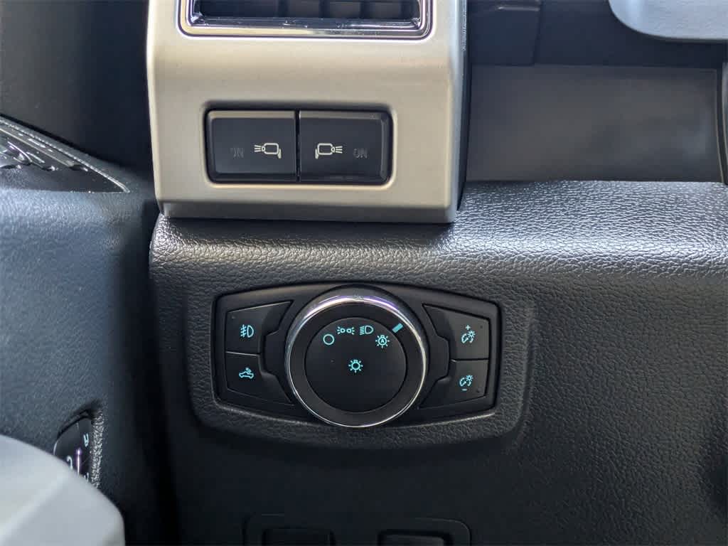 Thumbnail: 2022 Ford F-450 - 35