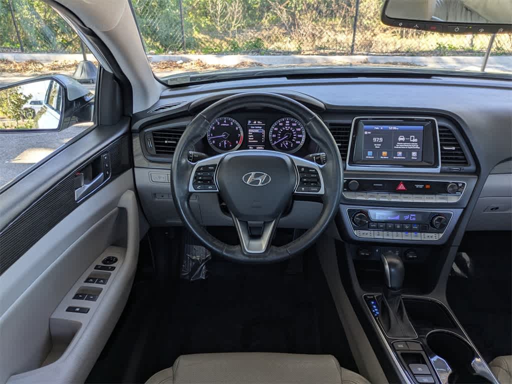 Thumbnail: 2019 Hyundai Sonata - 18