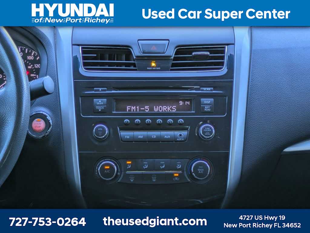 Thumbnail: 2013 Nissan Altima - 17