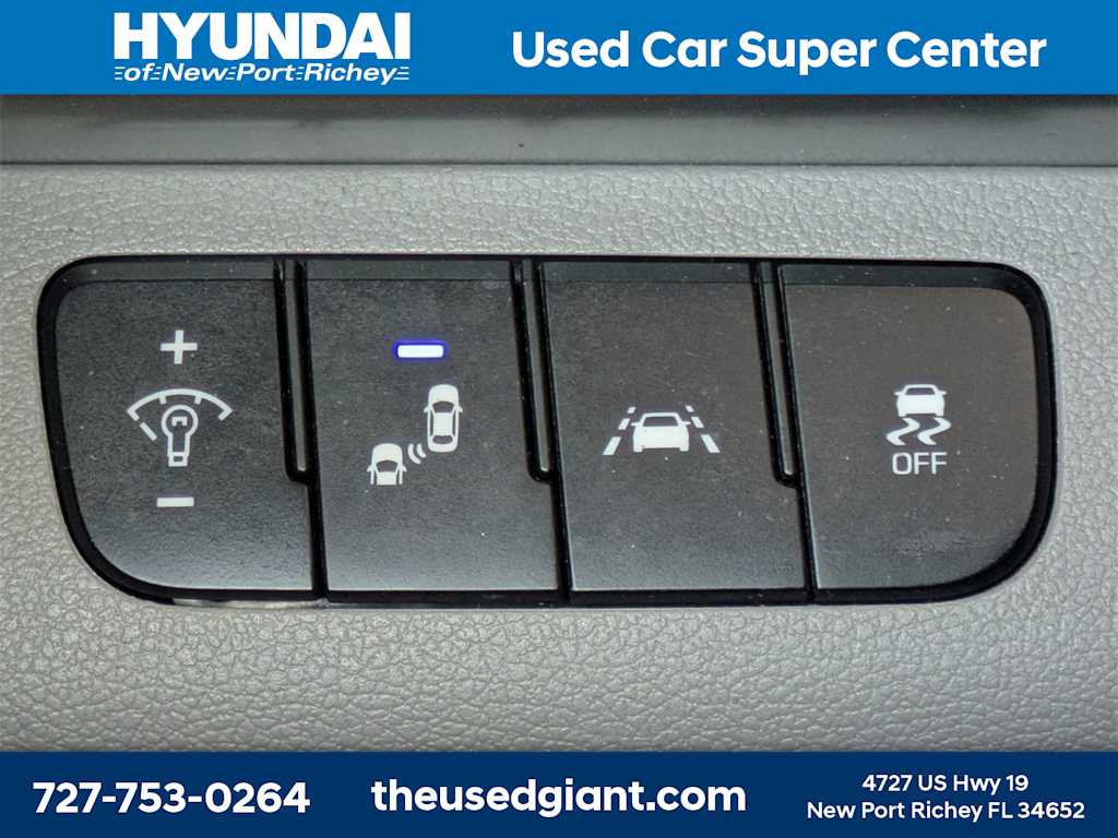 Thumbnail: 2019 Hyundai Elantra - 26