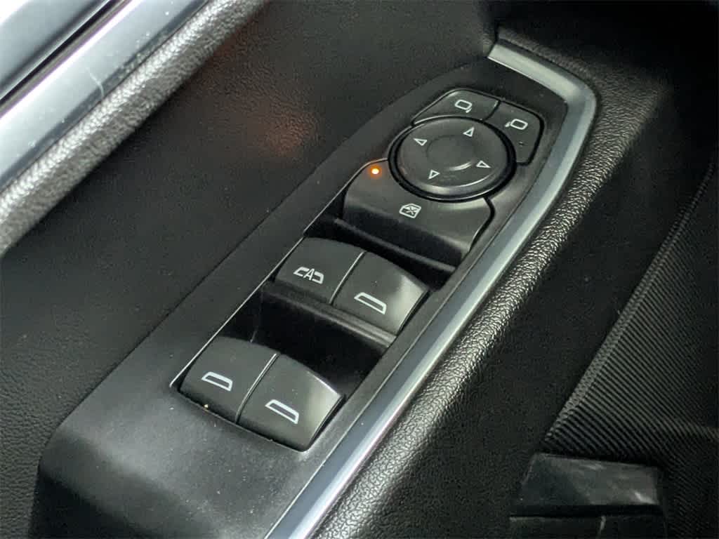 Thumbnail: 2022 Chevrolet Silverado 1500 - 30